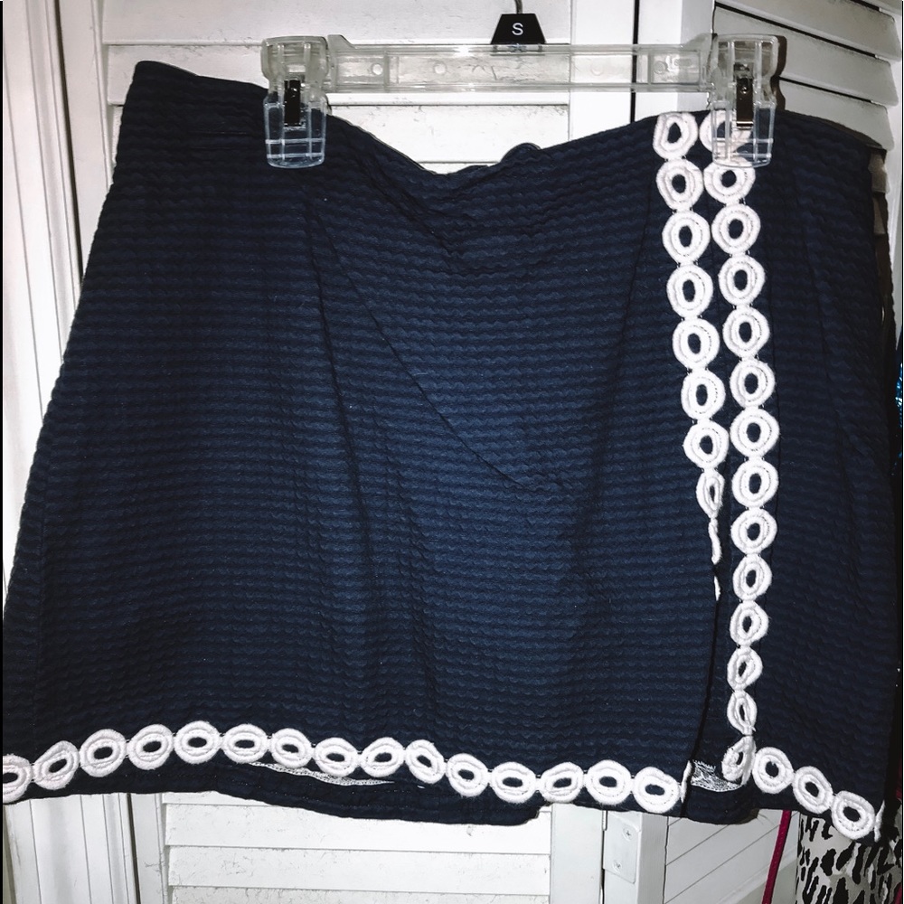 Lilly Pulitzer Blue and White Skort